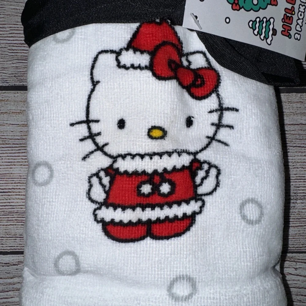 Hello Kitty‎ Hand Towels 2 Pack Unisex 16x28 White NWT Christmas Santa Holiday